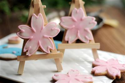 素食版桜花糖霜クッキー